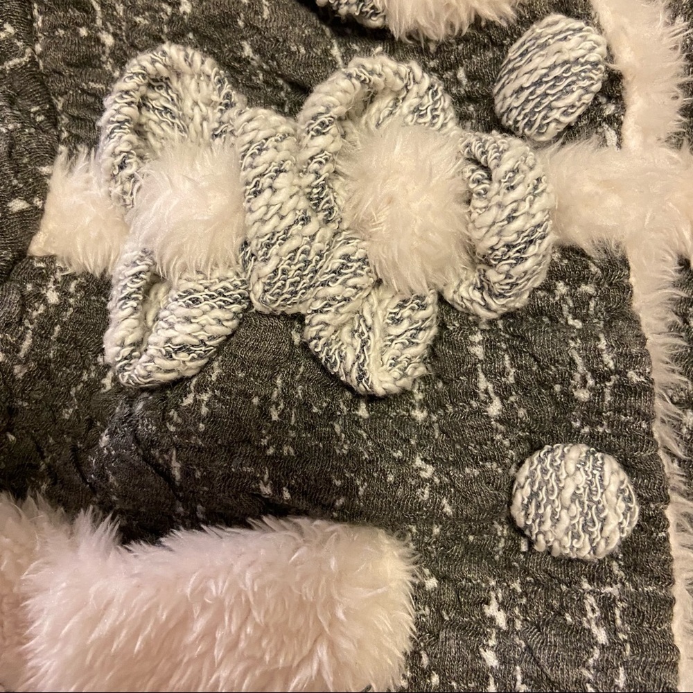 Infant Coat - Picture 3 of 11